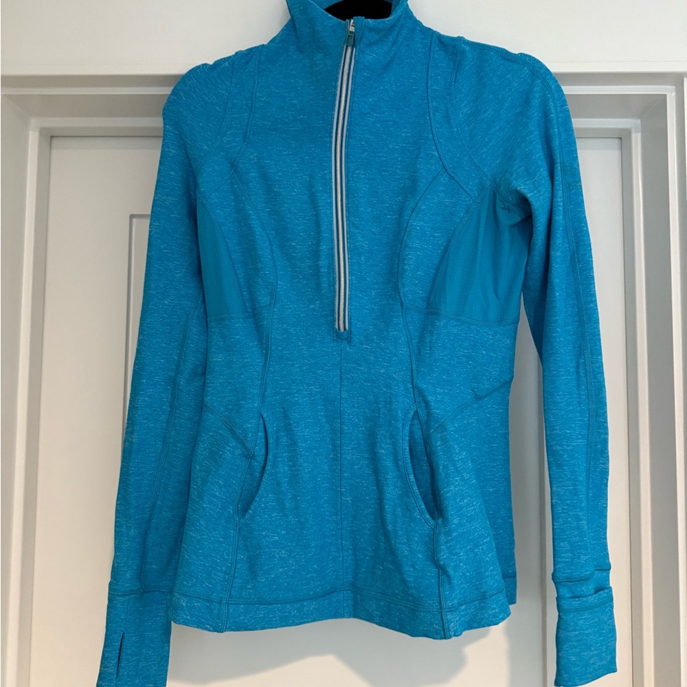 lululemon athletica Blue Long Sleeve Fitted Sweatshirt